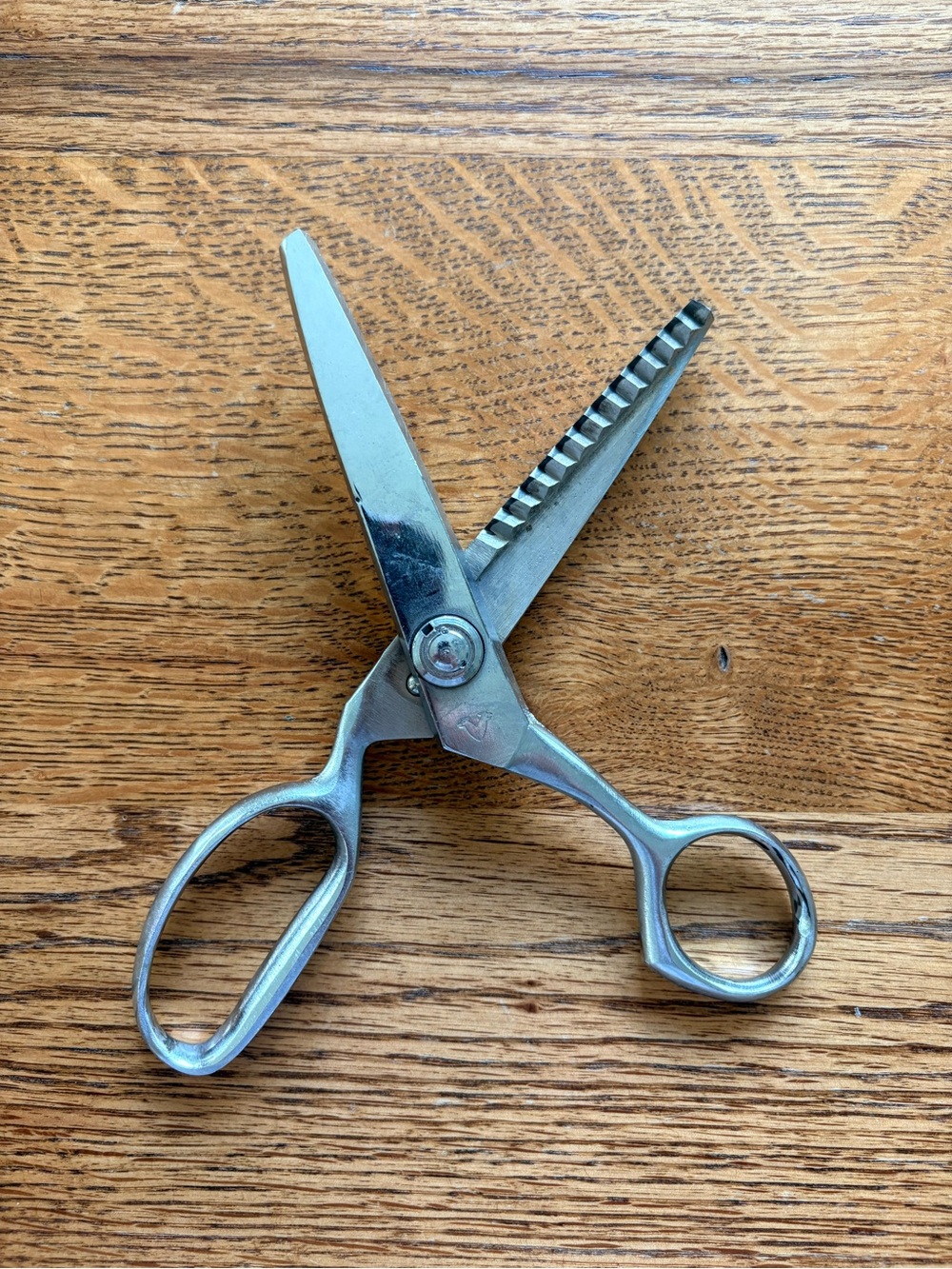 VTG Pinking Shears Vanguard #85 Scissors- Sewing-Stainless- Made in Japan- ~7 - Picture 13 of 13